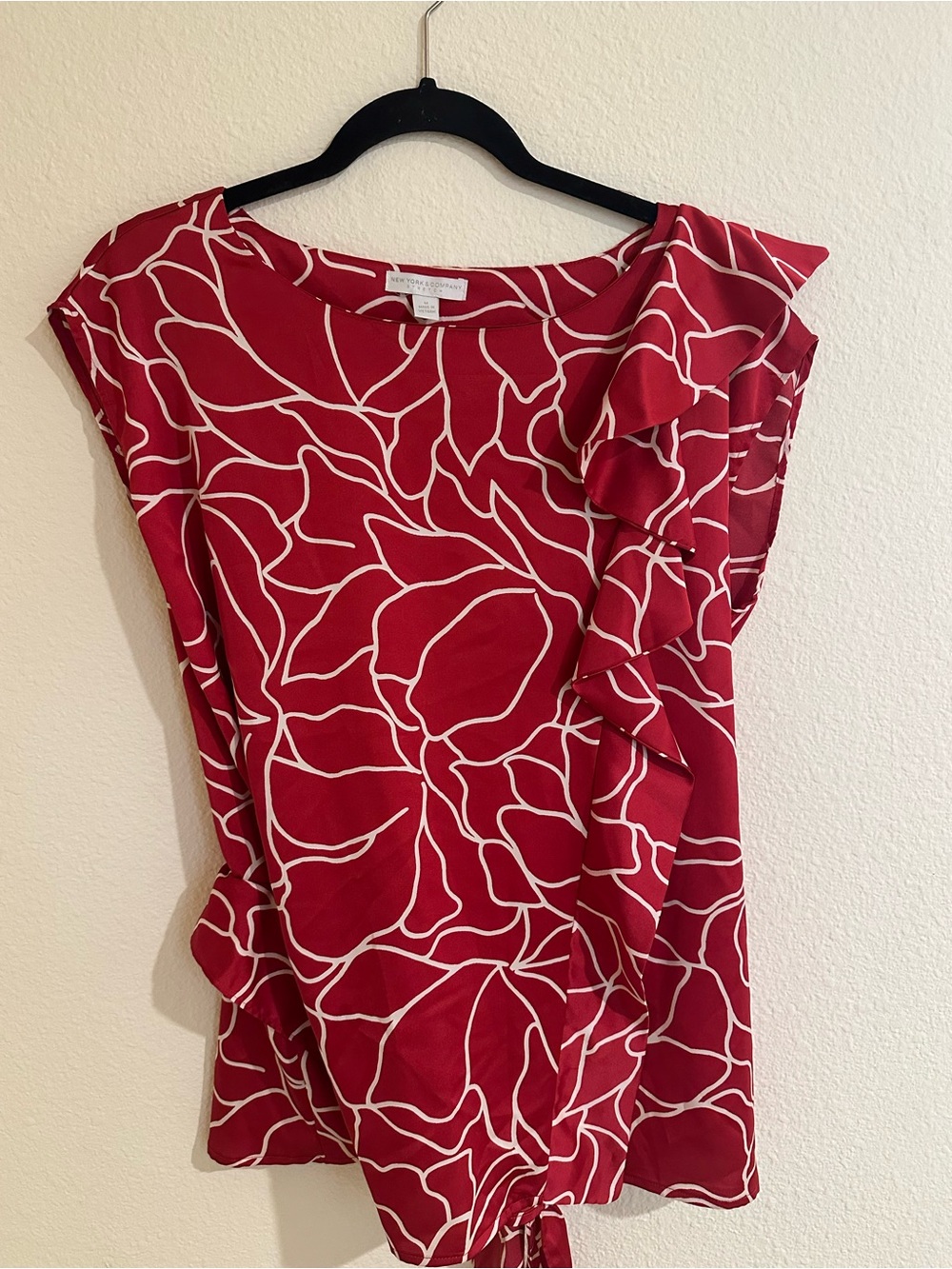 New York & Company Red and White Floral Ruffle Sleeve Blouse
